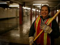 Subway Clean Up Crew : Penn Sta Subway : NYC