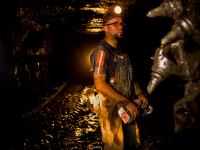 West Virginia Miner at the coal Seam  : Near Charleston : WV